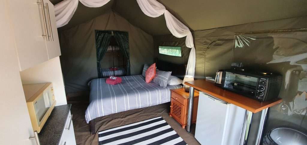 Glamping tents glamping tente at a lodge