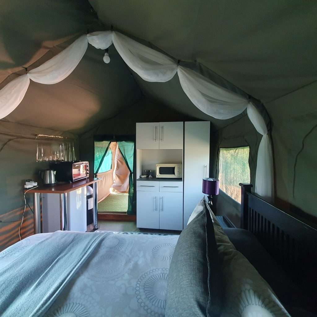 Glamping tents glamping tente at a lodge